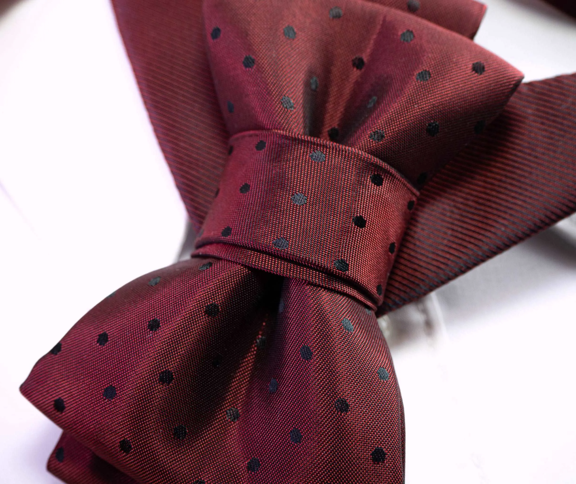 BOW TIE "CHESTNUT ACCENT"