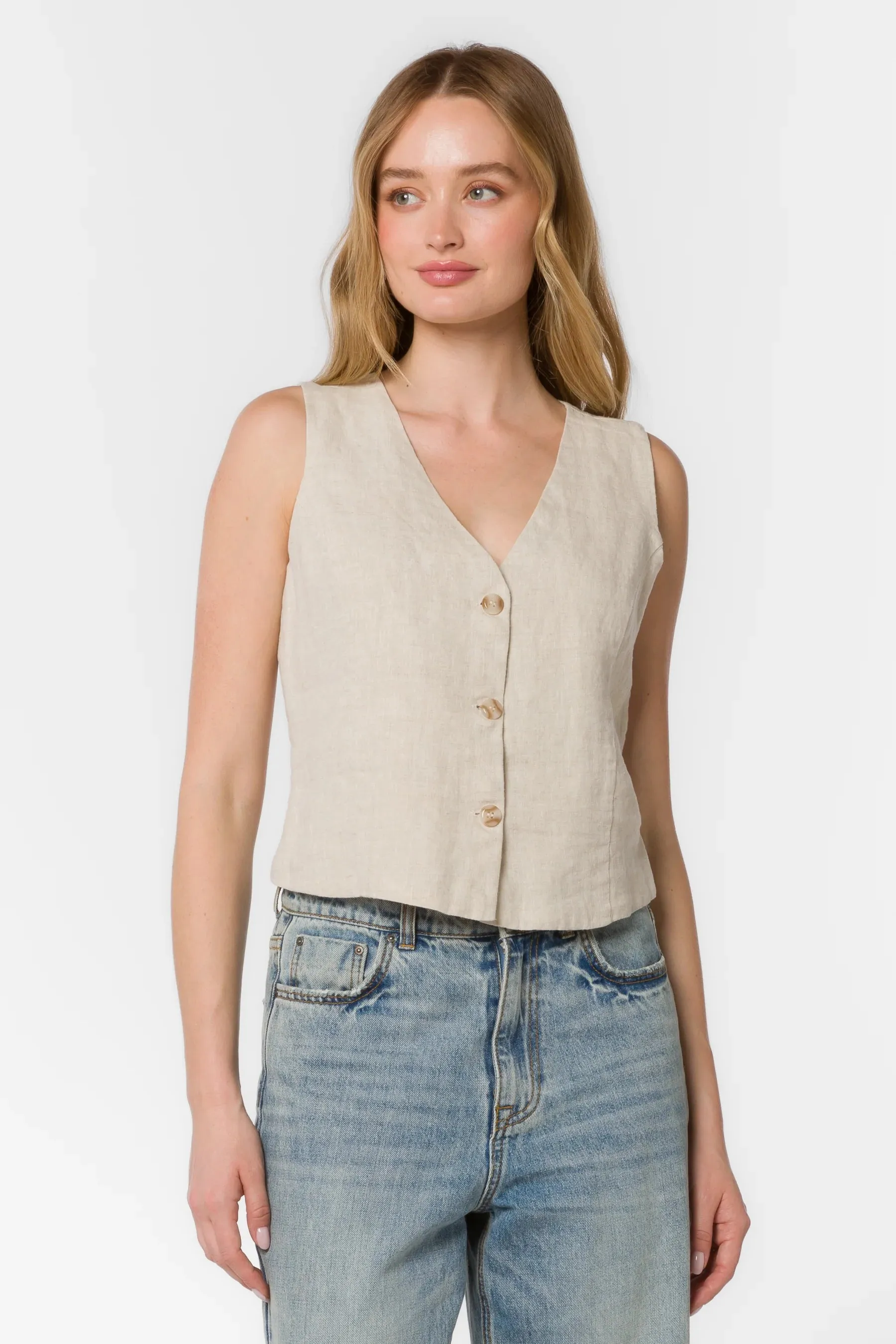 Dellis Vest