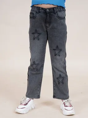 Girls Full Length Frayed Star Patch Washed Denim Jeans With Elasticated Waistband