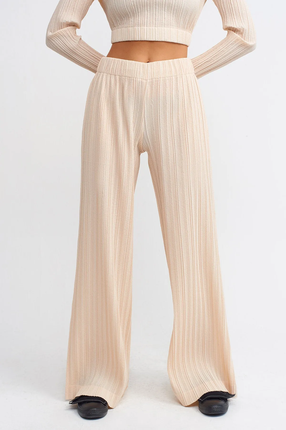 Nu Solid Pleated Trousers Natural