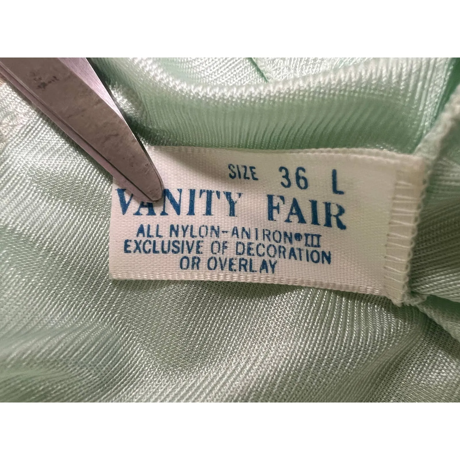 Vanity Fair Nylon Vintage Seafoam Green/lace  Full Slip 36 Long NWOT