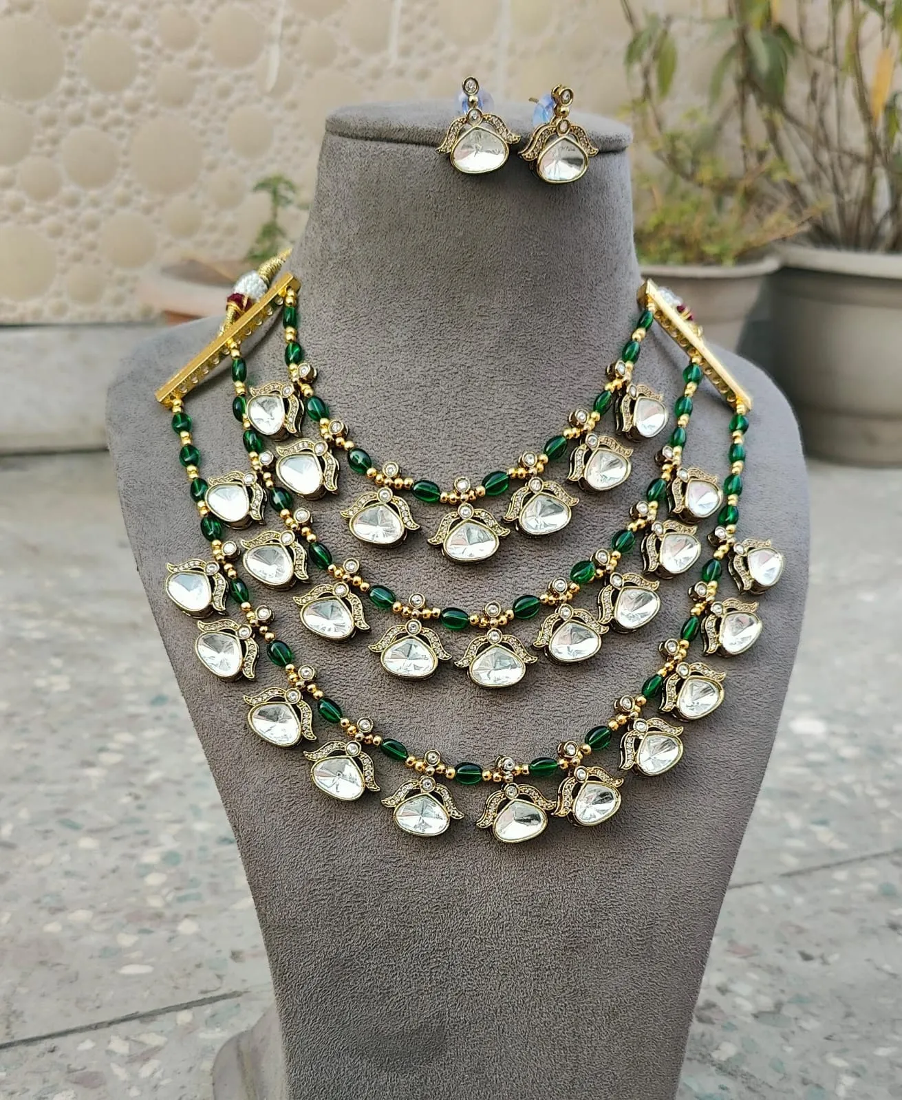 Vismaya Uncut Kundan Layered Set (Green)